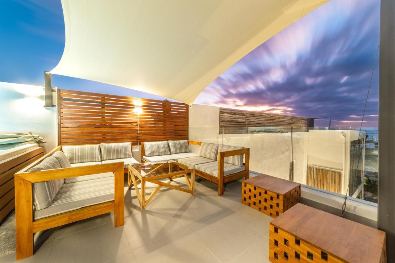 One Bay Residence Unit 15 - Penthouse With Private Roof Top, Jacuzzi And Sea View Grand-Baie Eksteriør bilde